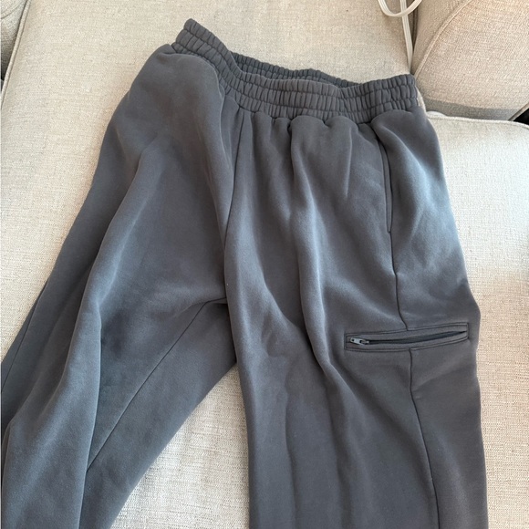 Comfort Airplane Mode Travel Sweatpants and Hoodie in Steel Grey - Picture 6 of 10